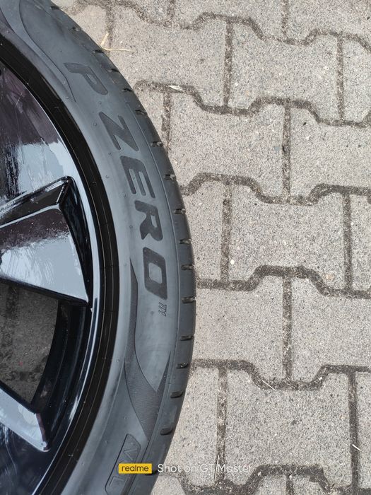 Pirelli P ZERO VOL 245/45/20