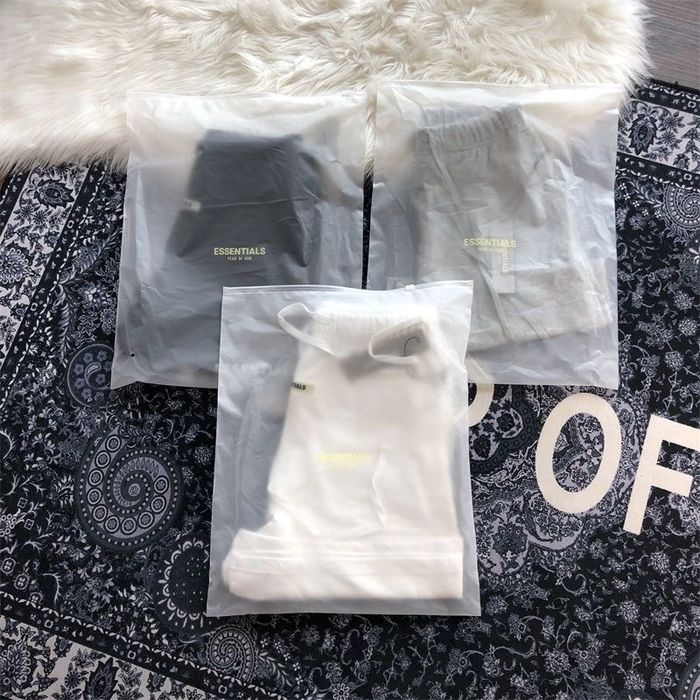 Шорти Essentials в різних кольорах | ессентіалс шорты ессентиалс