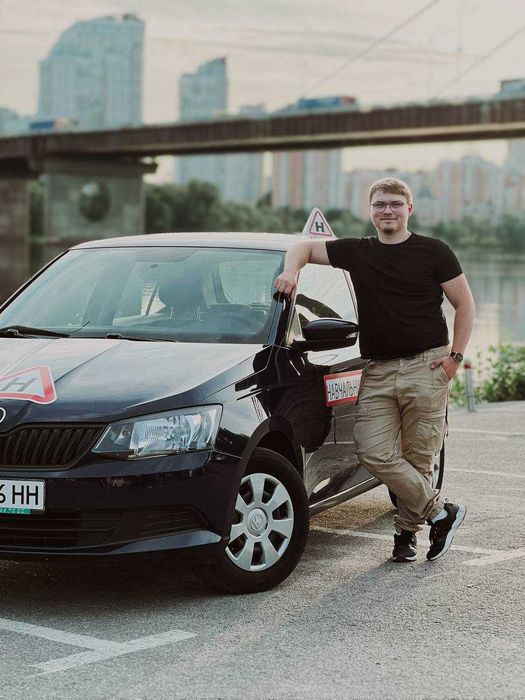 Автоінструктор | Київ | Бровари механіка Toyota Corolla