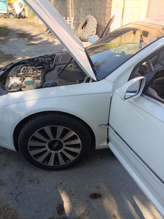 Ауді А8 Д3 2006 р 4.2 BFM