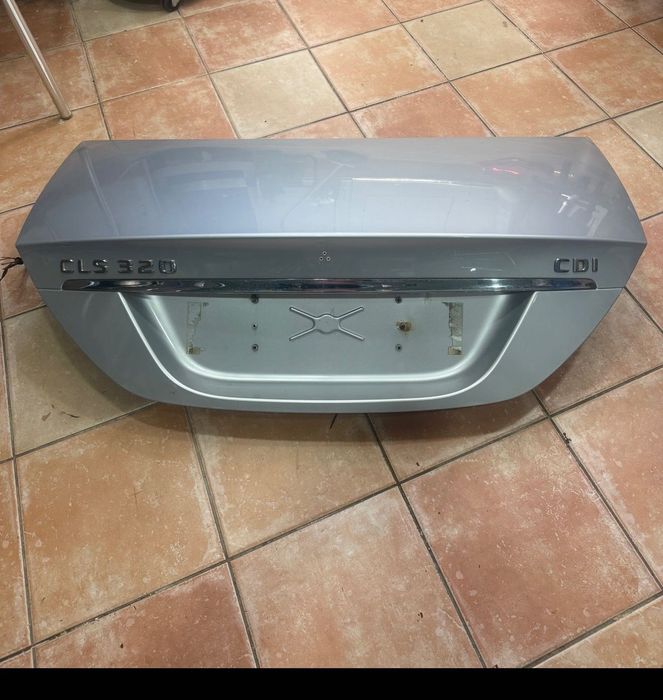 Tampa mala Mercedes CLS W219