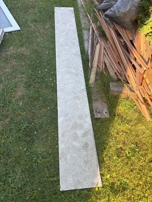 Parapet wewnętrzny