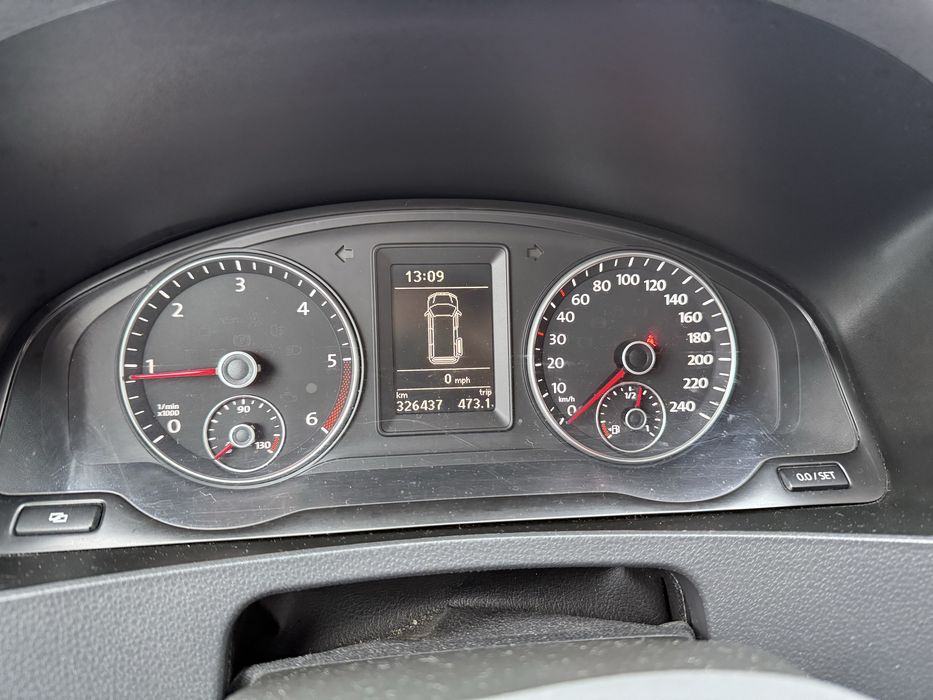 Volkswagen Caravelle 2010