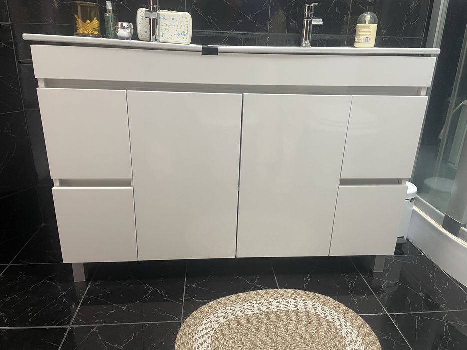 Móvel de casa de banho