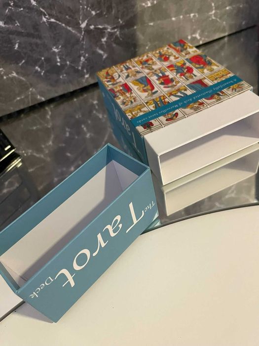 Baralho de tarot novo