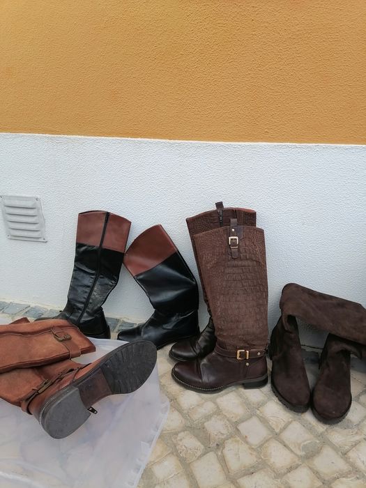 Botas várias como novas