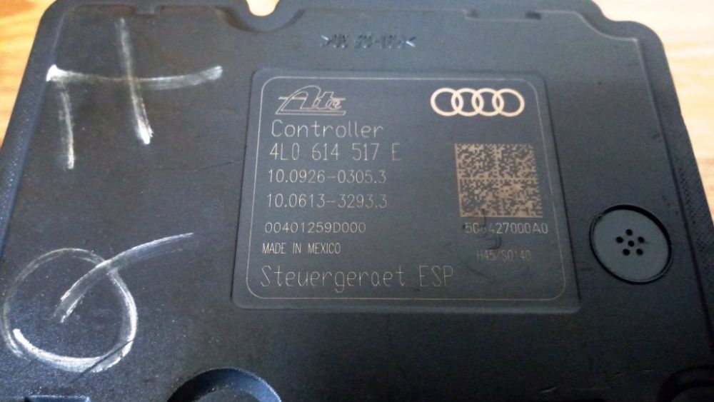 Блок ABS АБС Audi Q7 \ Ауди Кю7 , Ку7 4L0614517E 4L0614517D