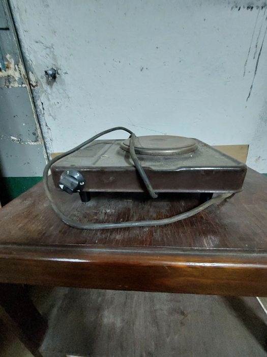Kuchenka elektryczna jednopalnikowa PRL – retro