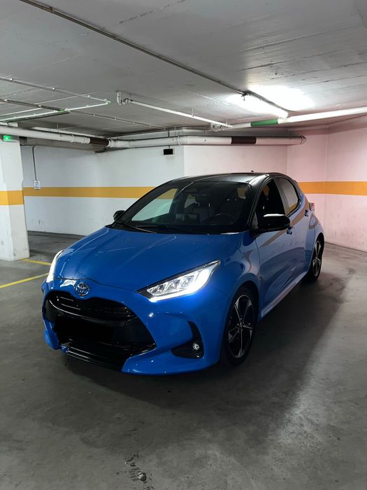 Toyota Yaris Hybrid Versão Luxury Full Extras