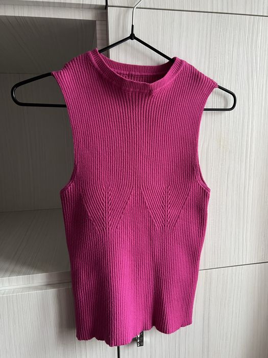 Рожева кофтинка move