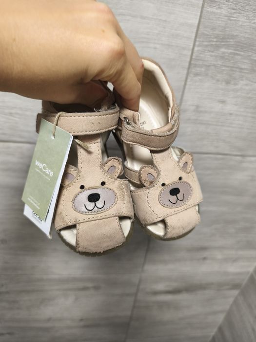 Buty buciki sandałki sandały skóra miś zdrowa stopa Lasocki wyprawka