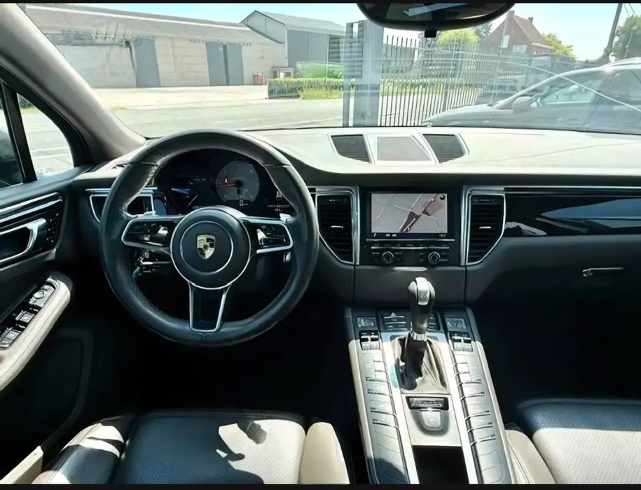 Porsche Macan 3.0 V6 Diesel Histórico 100% na marca e revisão feita em Março!