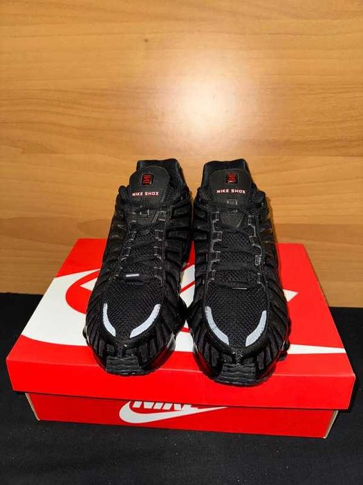 Nike Shox TL Czarny r.38