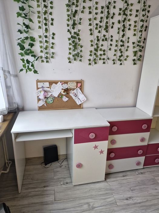 Meble dziecięce młodzieżowe