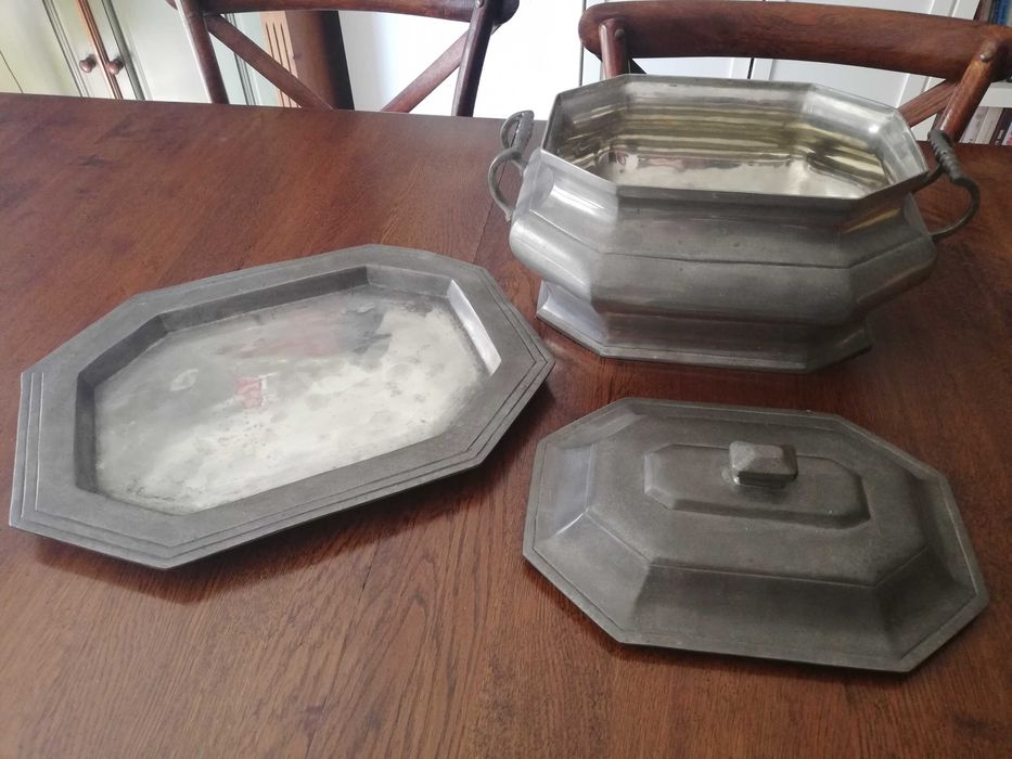 Terrina antiga em puro estanho