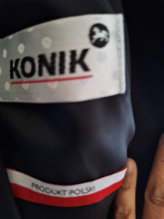 Garnitur damski czarny,nowy roz.40 małe 42