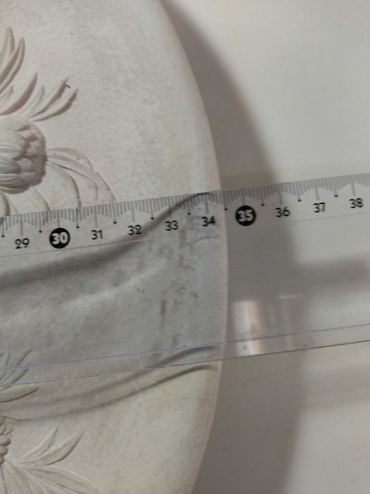 Peça Redonda em Gesso com Relevo (para pintar ou não)