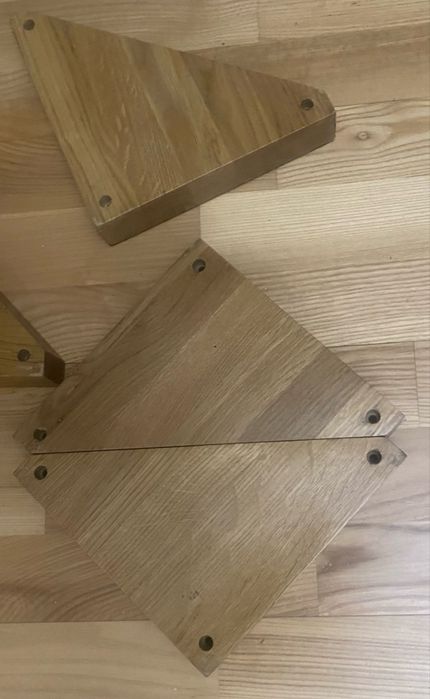 Підставки з масиву дерева