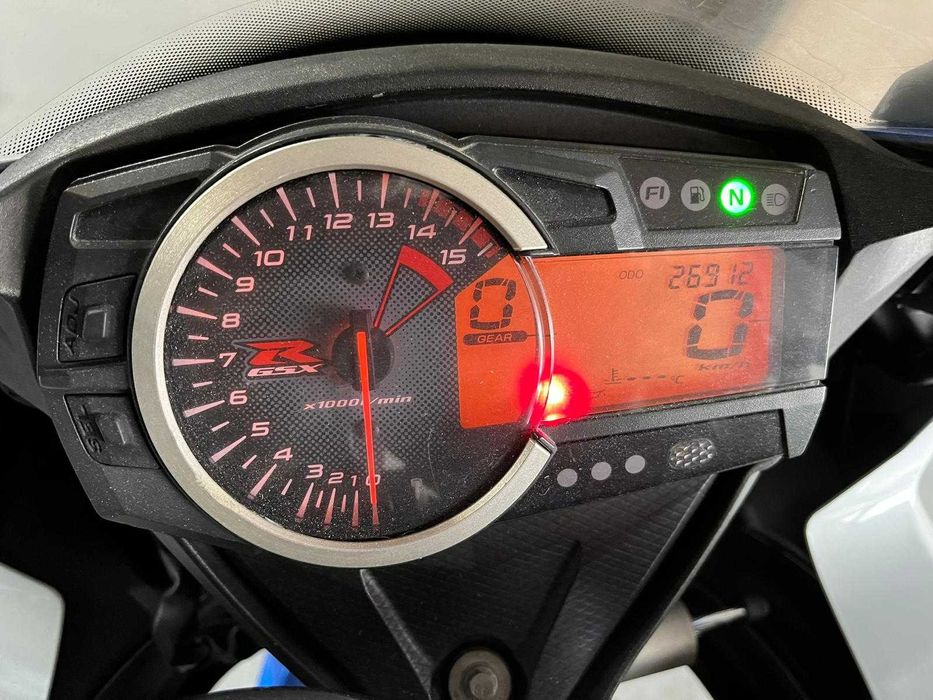 SUZUKI GSX R 1000 K9