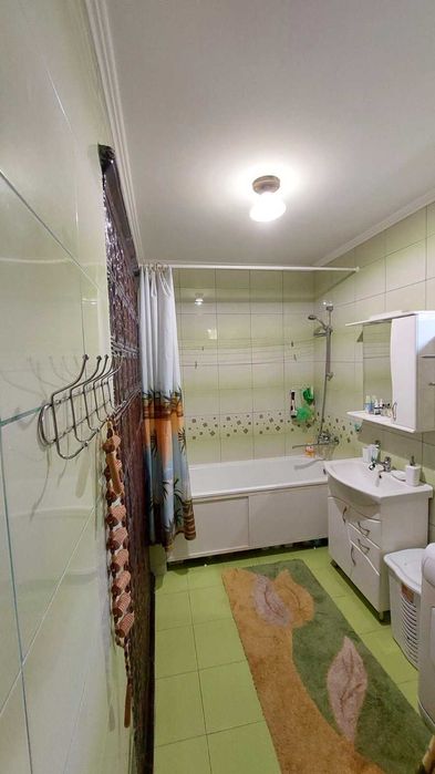 Продаж  будинку . 12сот. землі.