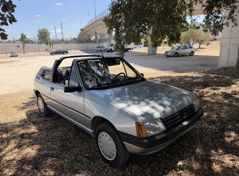 Peugout 205 Cabrio