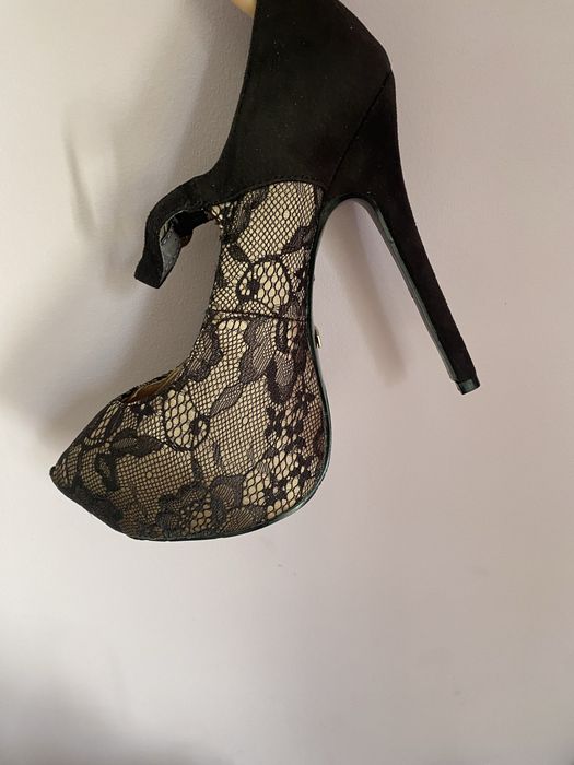Buty szpilki pole dens