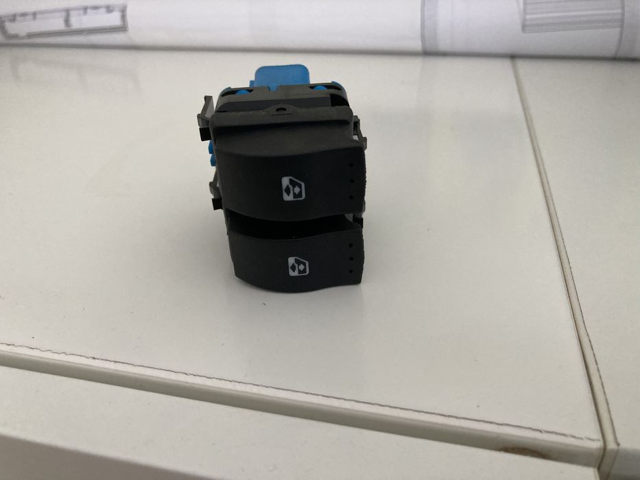 Botão vidro condutor Renault