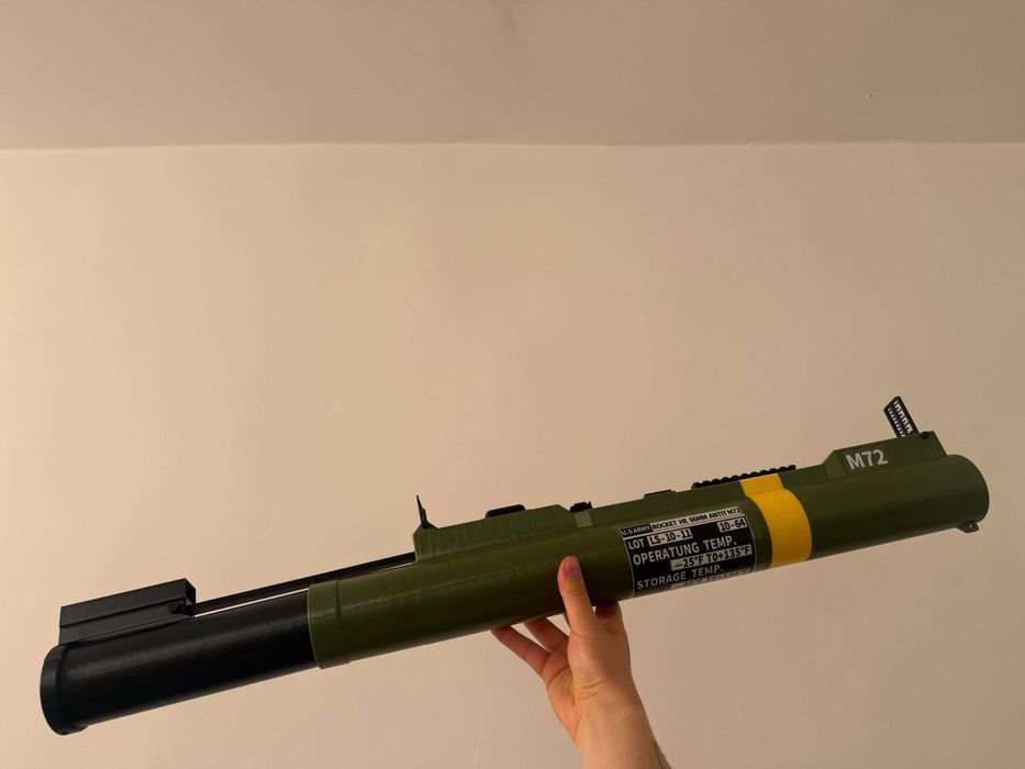 Replika granatnika m72 law
