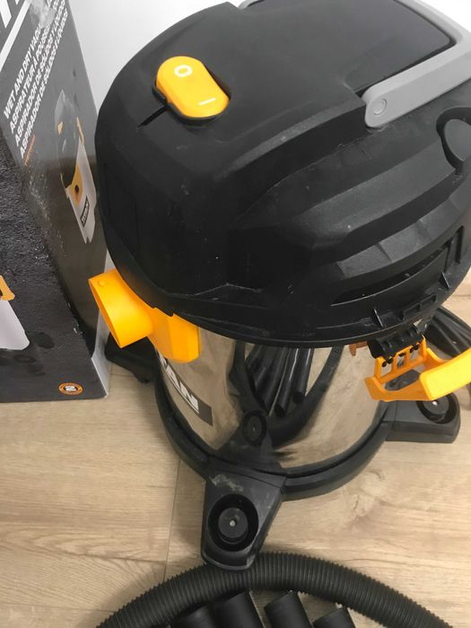 Пилосос для вологого та сухого прибирання Titan TTB775VAC 1400 Вт 20 л