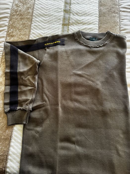 Camisola marca Concreto, tam L!