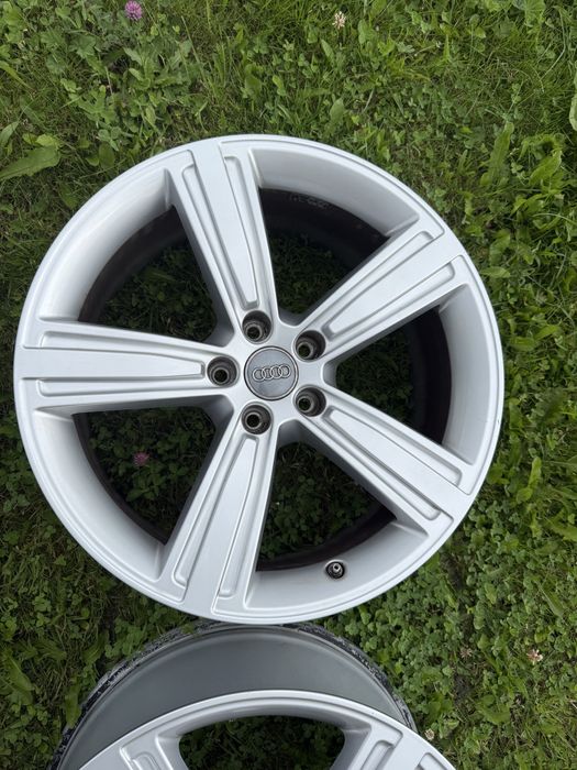 Felgi aluminiowe Audi OE ET 32 8jx19” 5x112 A6 C6 C7 A8D4 Q3 Q5