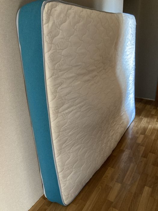 Віддам матрас безкоштовно. 160х200. Самовивіз