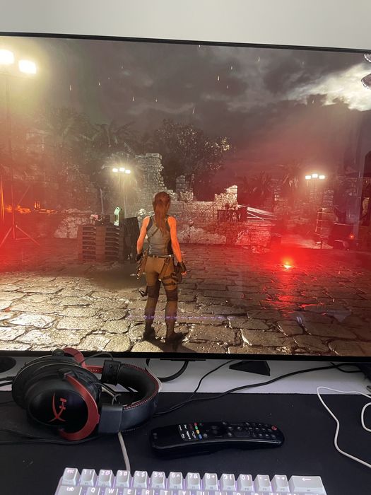 Tv/Monitor Lg Oled c4 42.