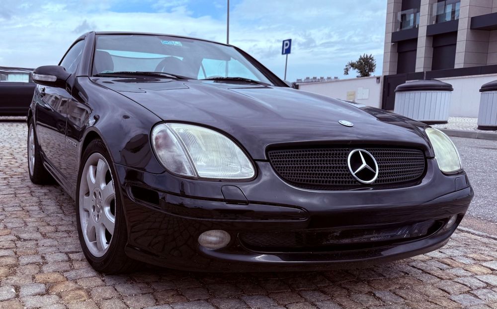 Mercedes-Benz SLK 230