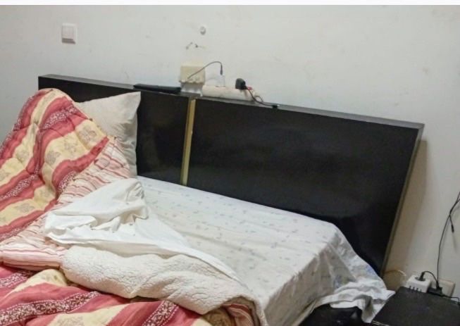 Quarto king size sem roupeiro