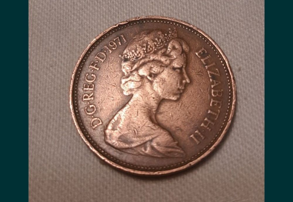 Moeda inglesa Moeda New 2 pence
Reino Unido
Ano - 1971
Periodo Rainha