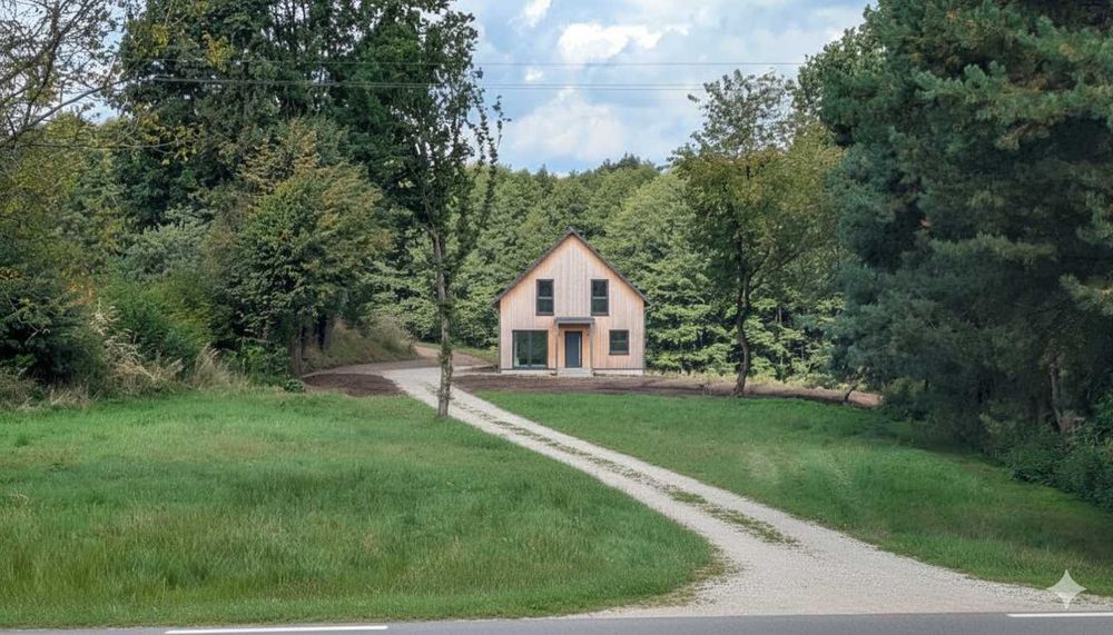 Budowlana działka z utwardzonym dojazdem