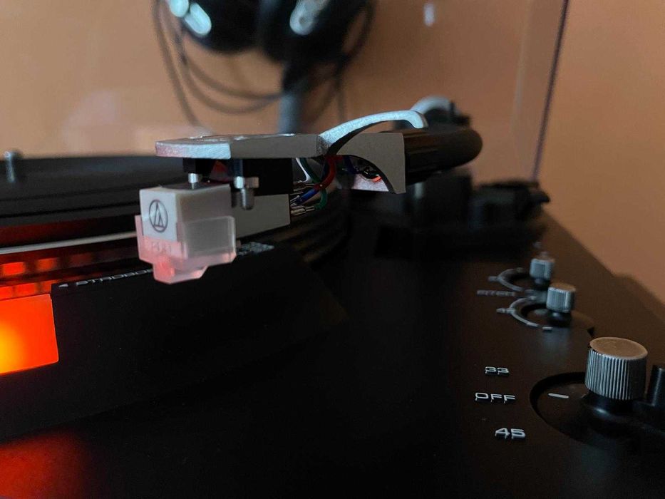 Gramofon Technics SL - 2000 Direct Drive Manual