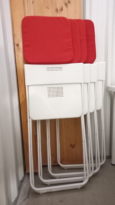 Cadeira dobrável Ikea c/ coxim