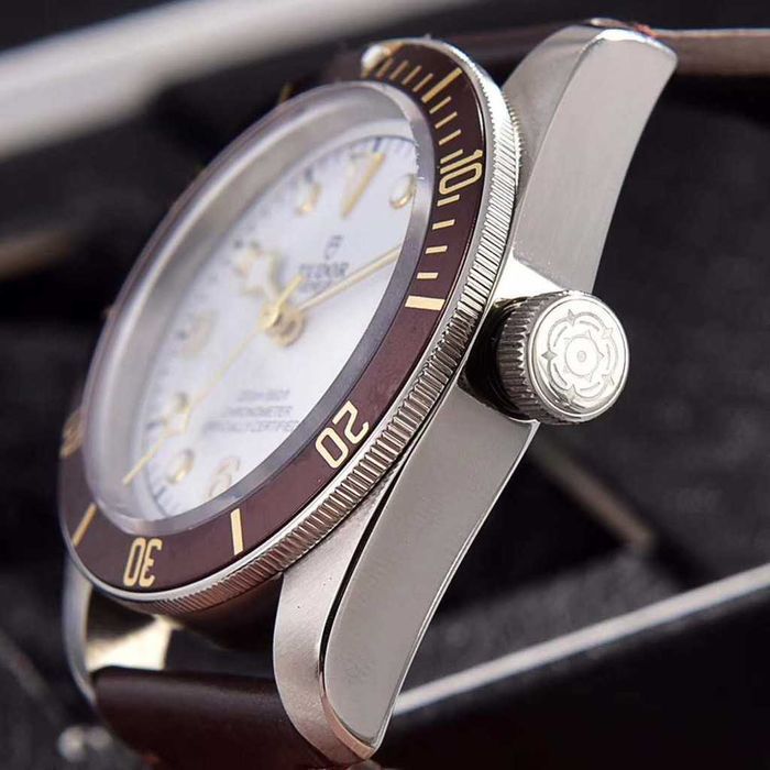Годинник автоматичний Tudor Black Bay 68 (референс M7943A1A0NU-0002)