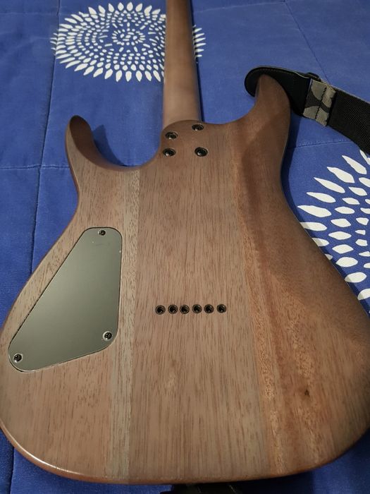Schecter Omen Elite 6 upgrades