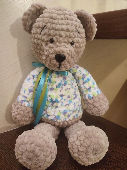 Miś amigurumi maskotka wykonana ręcznie na szydełku