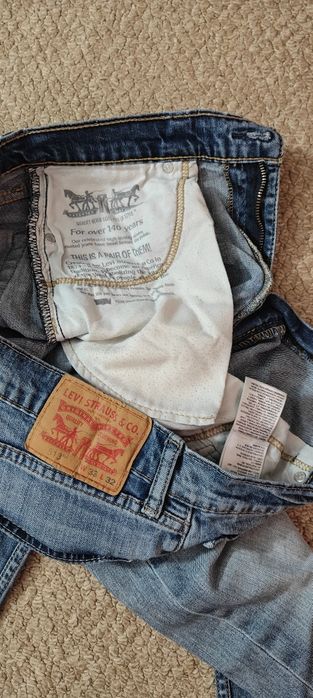 Джинси Levi's 513