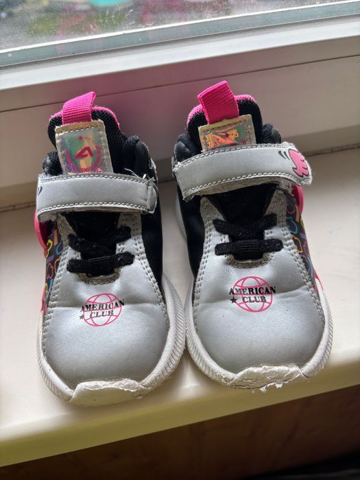 Кросівки для дівчинки