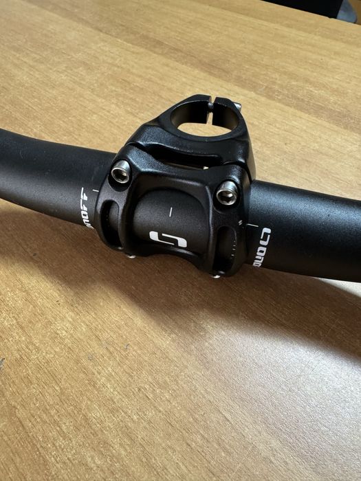 Guiador e avanço ONOFF de Enduro (Alumínio)