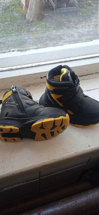 Ботинки зимові ,на хлопчика