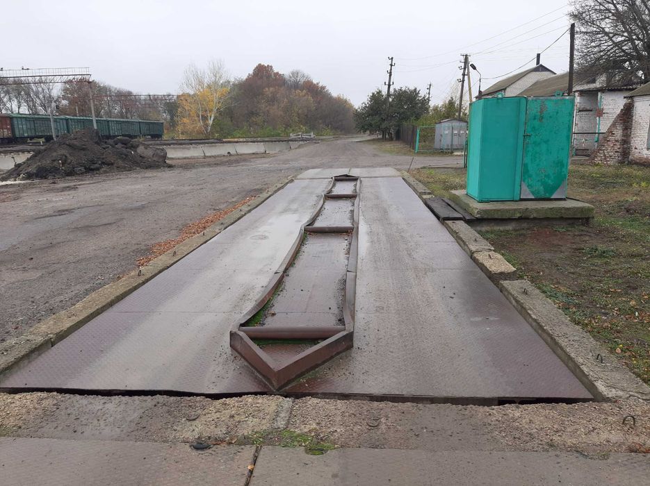 Виробничо-ремонтна  база з залізничною гілкою та АБЗ