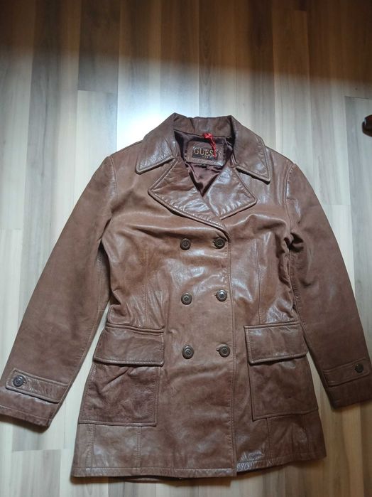 Guess Płaszcz krótki Bosmanka. Skóra naturalna.