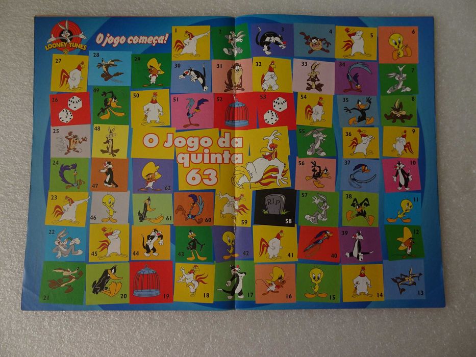 Caderneta de cromos Looney Tunes & Company - Bollycao (tem 5 cromos)