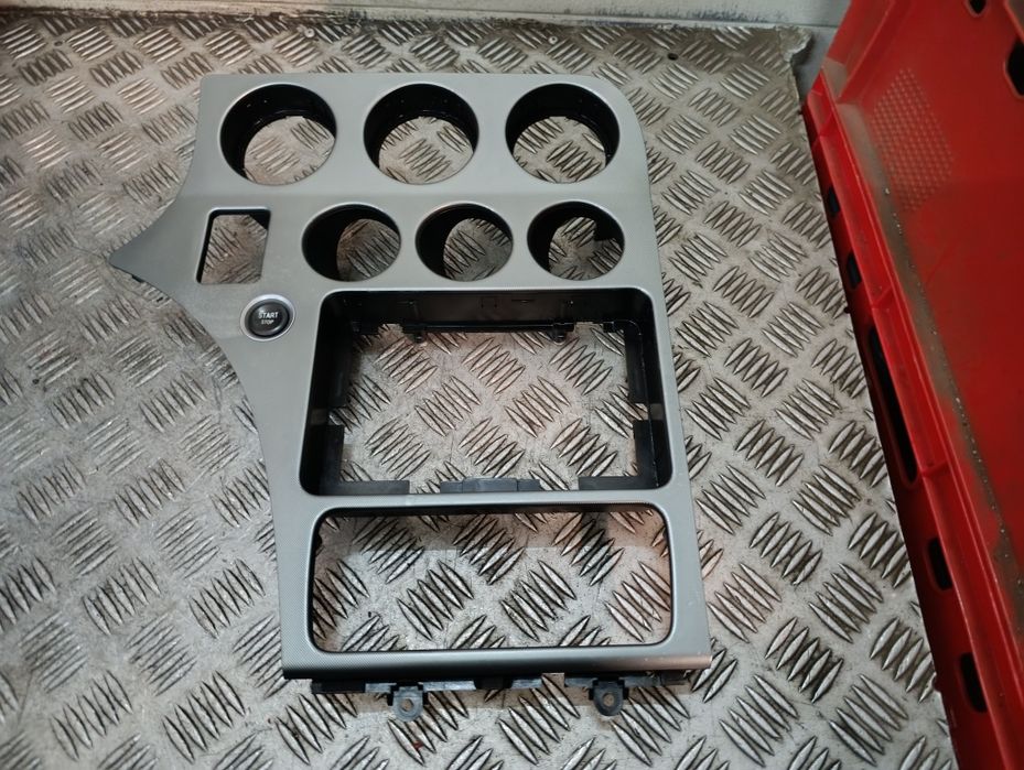 Alfa Romeo 159  dekor kokpitu konsola środkowa B634